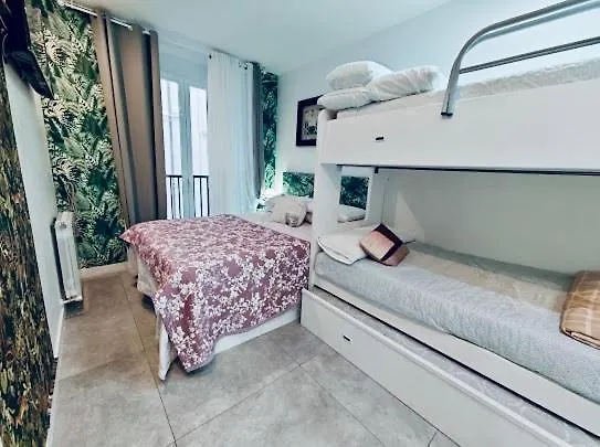 Apartament *