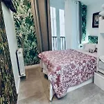 Apartment Apartament *